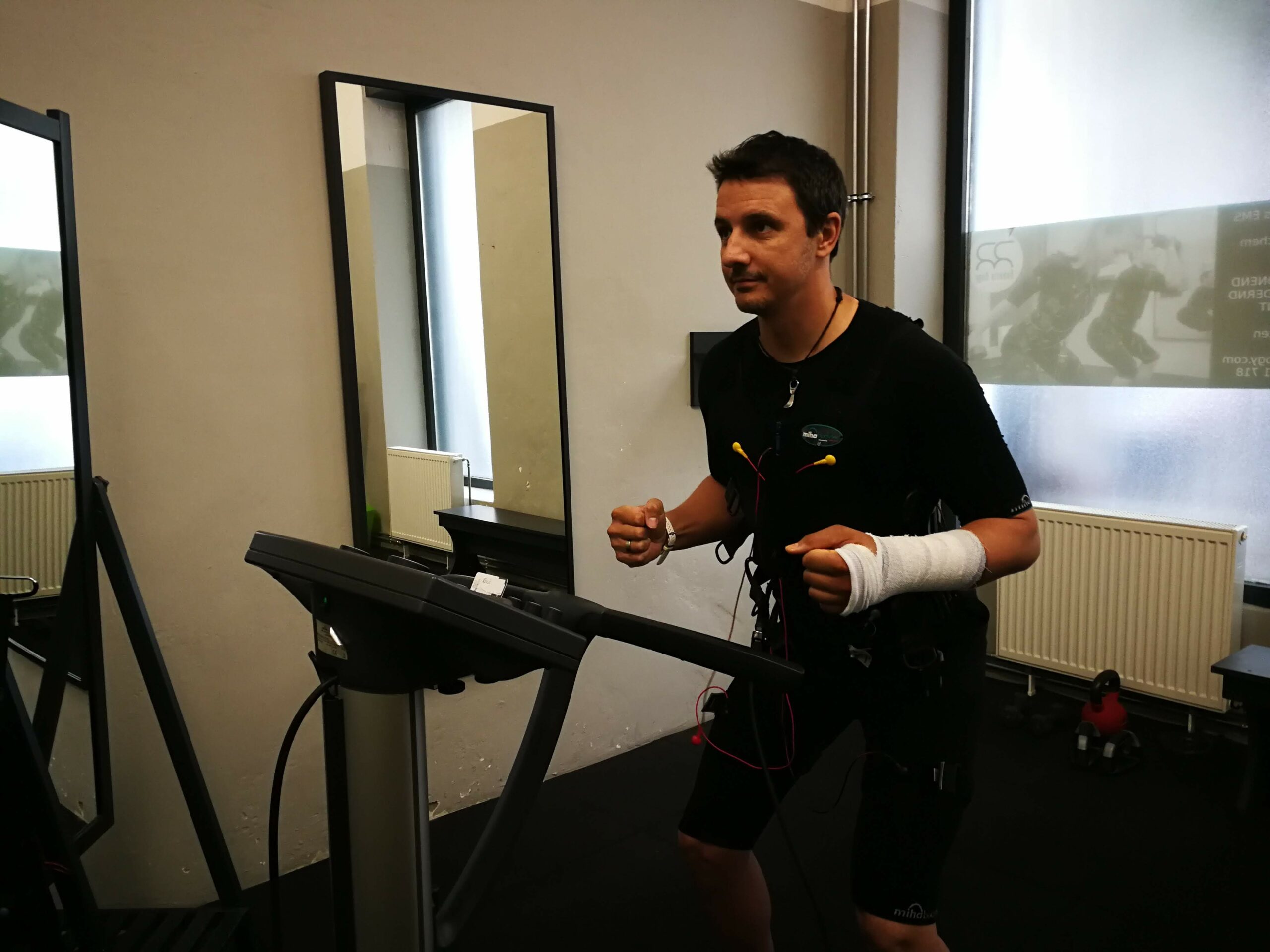 EMS Training kannst du trotz Verletzung machen